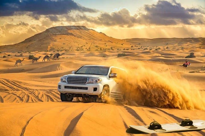 Thrilling dune bashing in Dubai desert